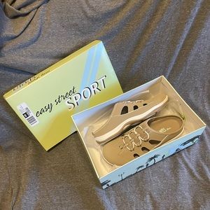 Easy Street Sport - Barbara - Slide On -  New With Box - Never Worn